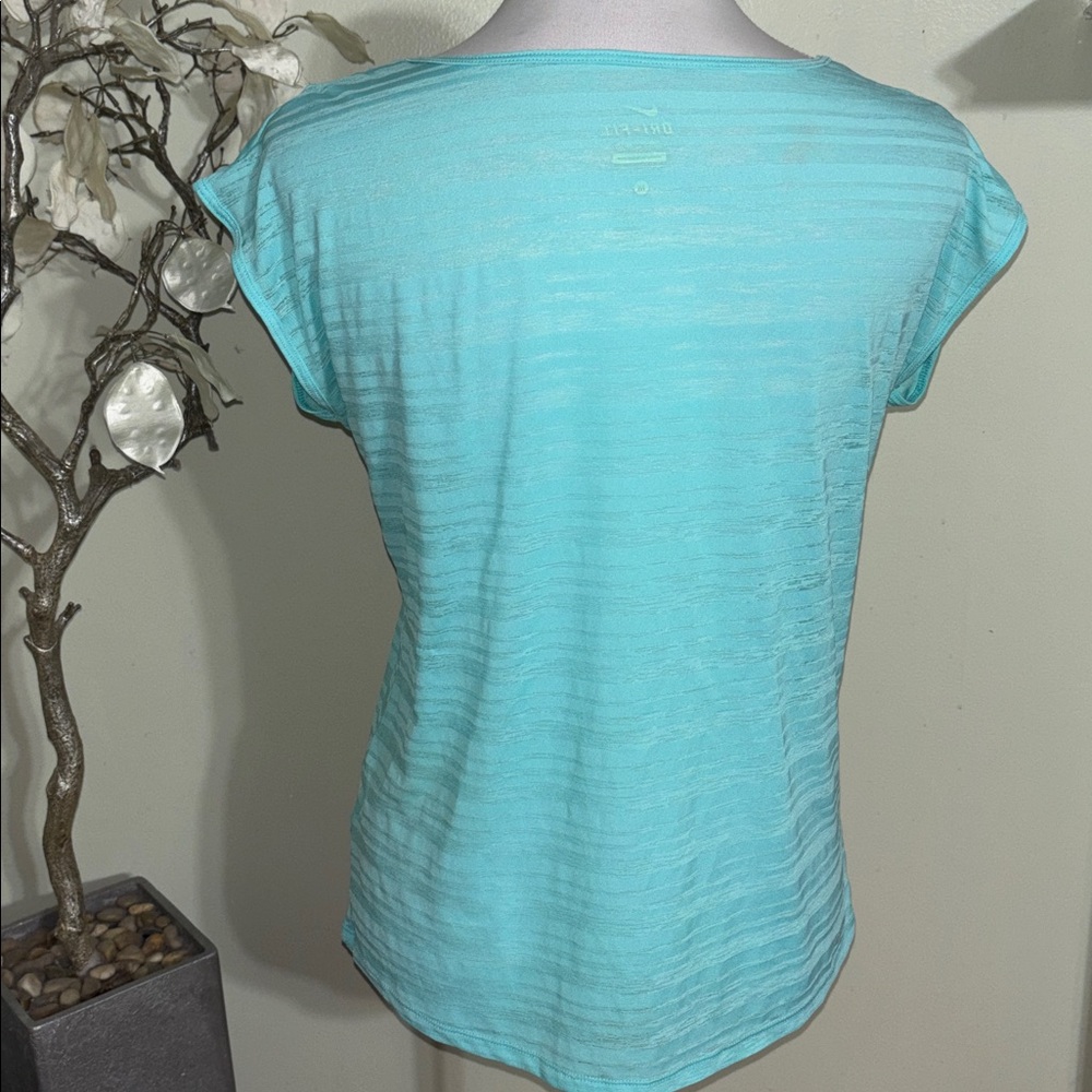 Nike Women's Teal Short Sleeve Top - Picture 2 of 3